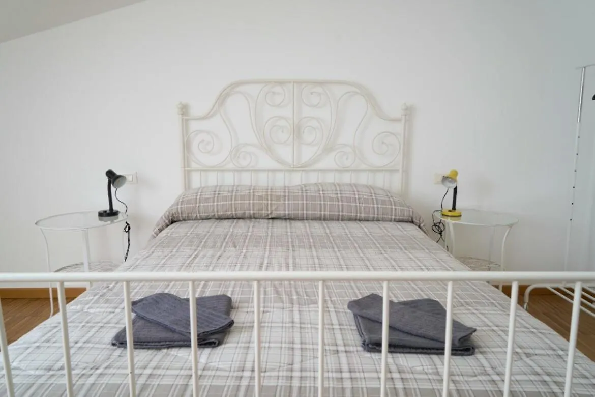 Apartment La Mansarda Del Poeta - Milano, Loreto Nolo